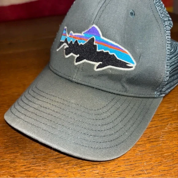 Patagonia Gray and Blue Fish Logo Hat - Picture 6 of 7